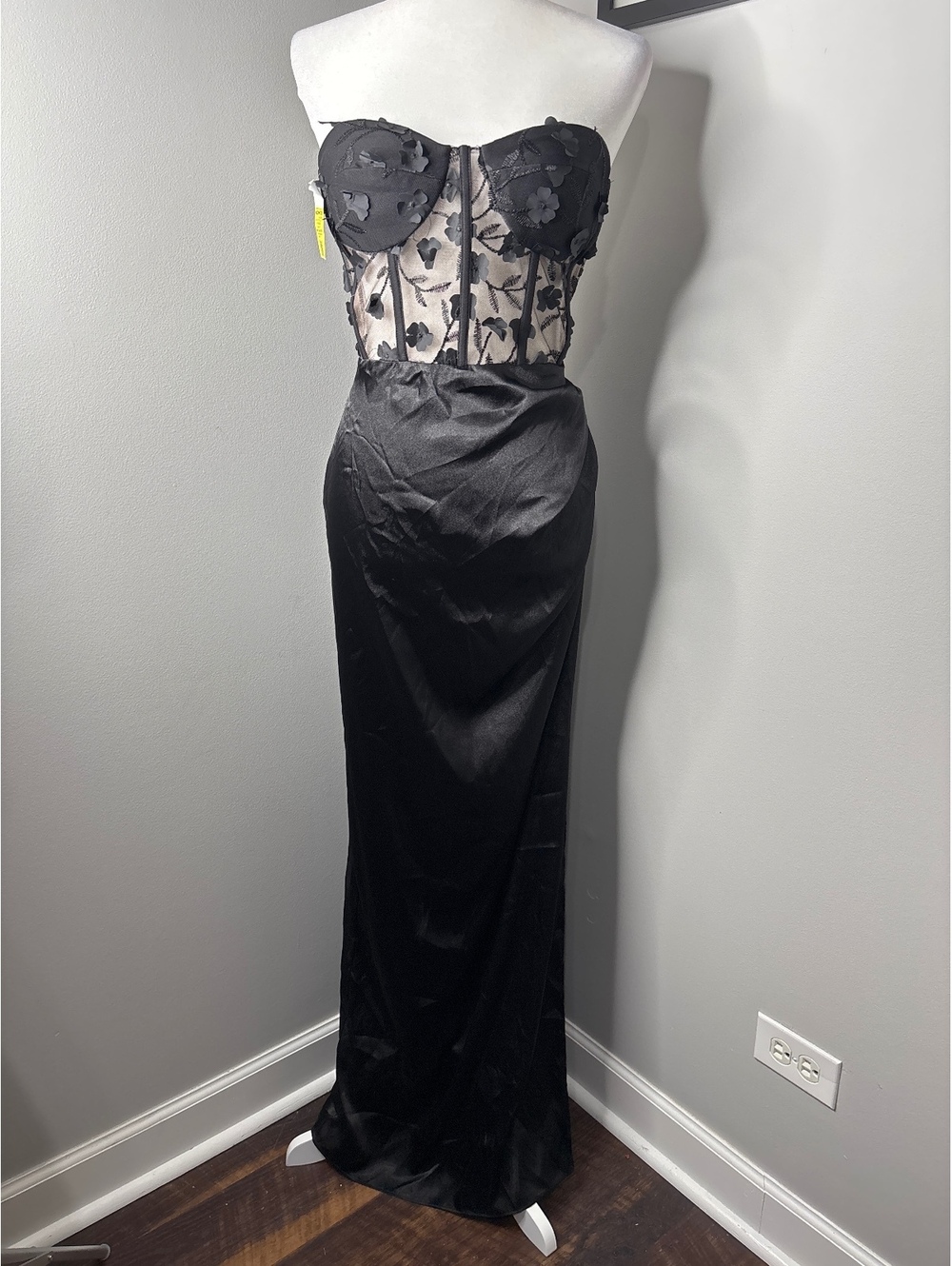 Elegant Black Strapless Evening Gown with Sheer Floral Bodice